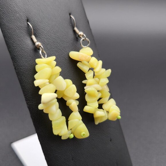 Silver Plated Light Green Shell Handmade Dangle Earrings A6097 - Picture 2 of 5